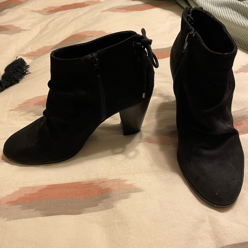 Suede slouched booties